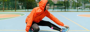 米多怒喷C罗：他从不给队友传球，要是角球能破门他也会直接射